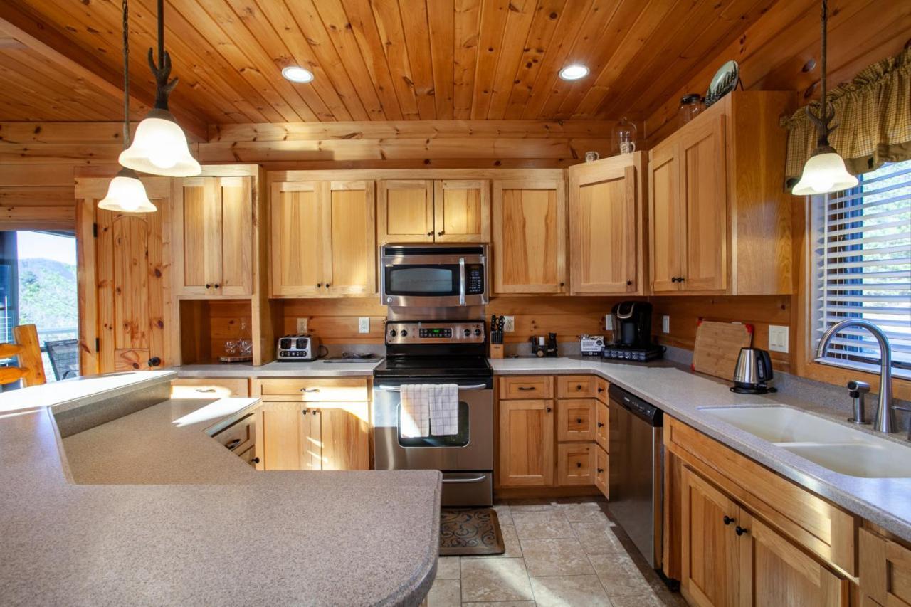Black Bear Reserve - Mtn View, Hot Tub, Game Room 세비어빌 외부 사진