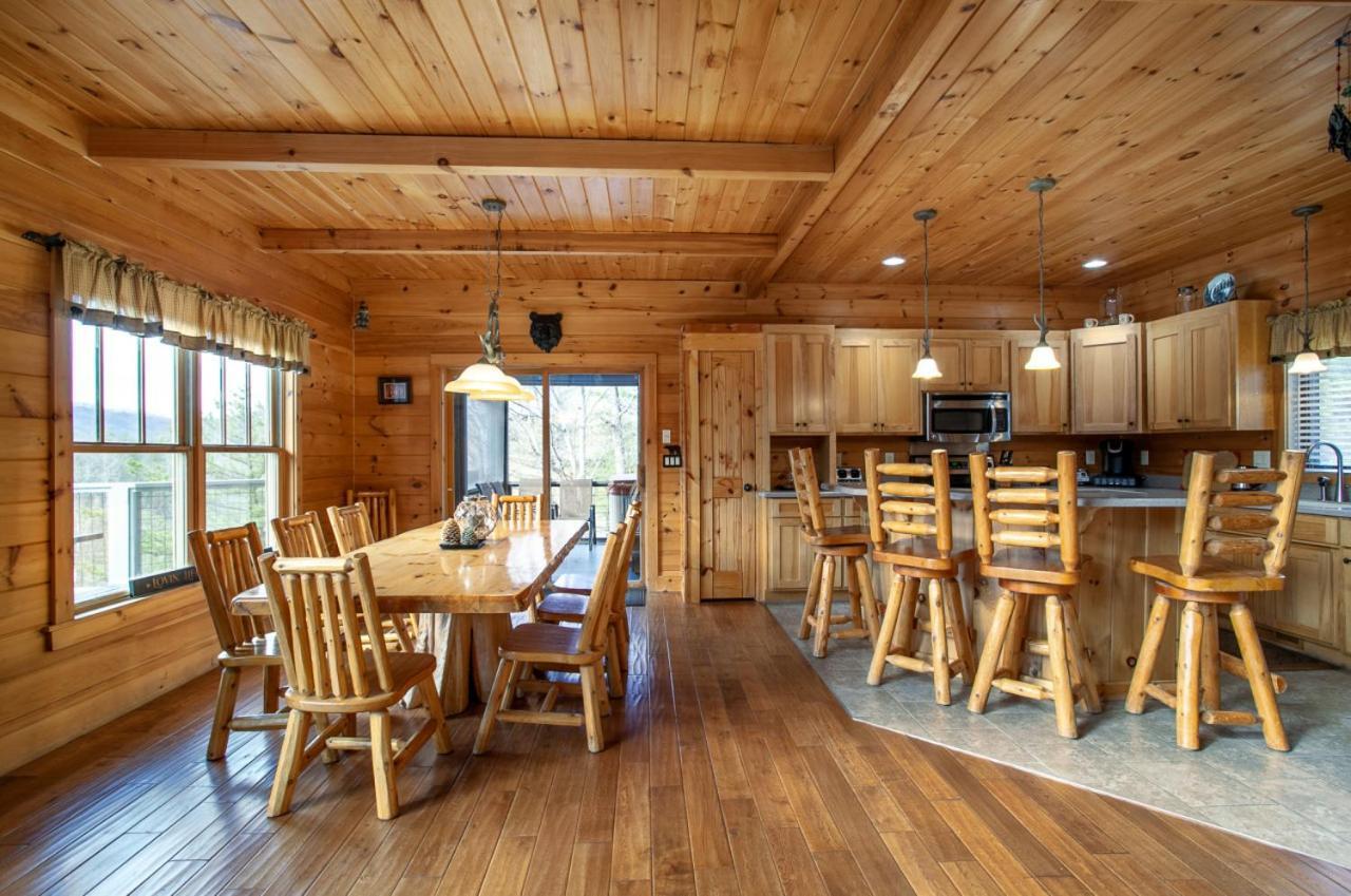 Black Bear Reserve - Mtn View, Hot Tub, Game Room 세비어빌 외부 사진